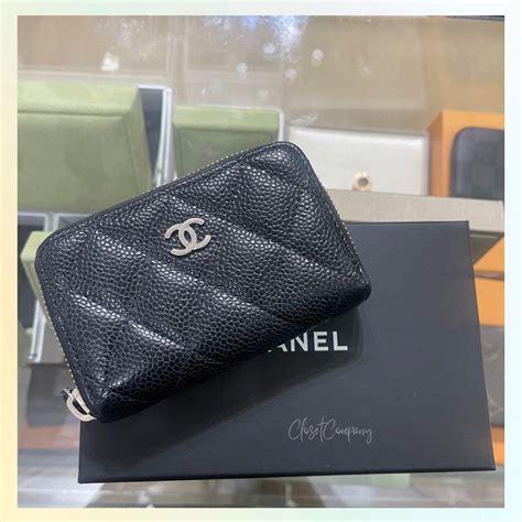 chanel maroquinerie homme|chanel card holder with zipper.